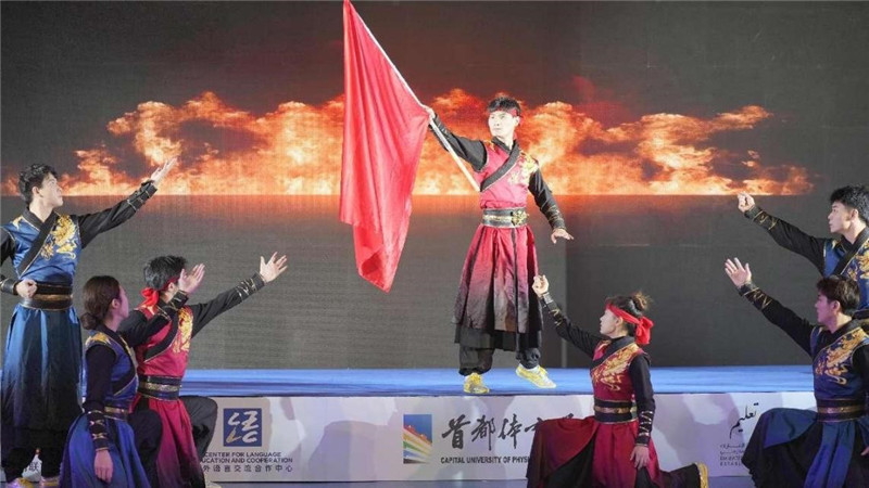 圖為“華夏風(fēng) 功夫情”演出場景，中國駐阿聯(lián)酋大使館供圖