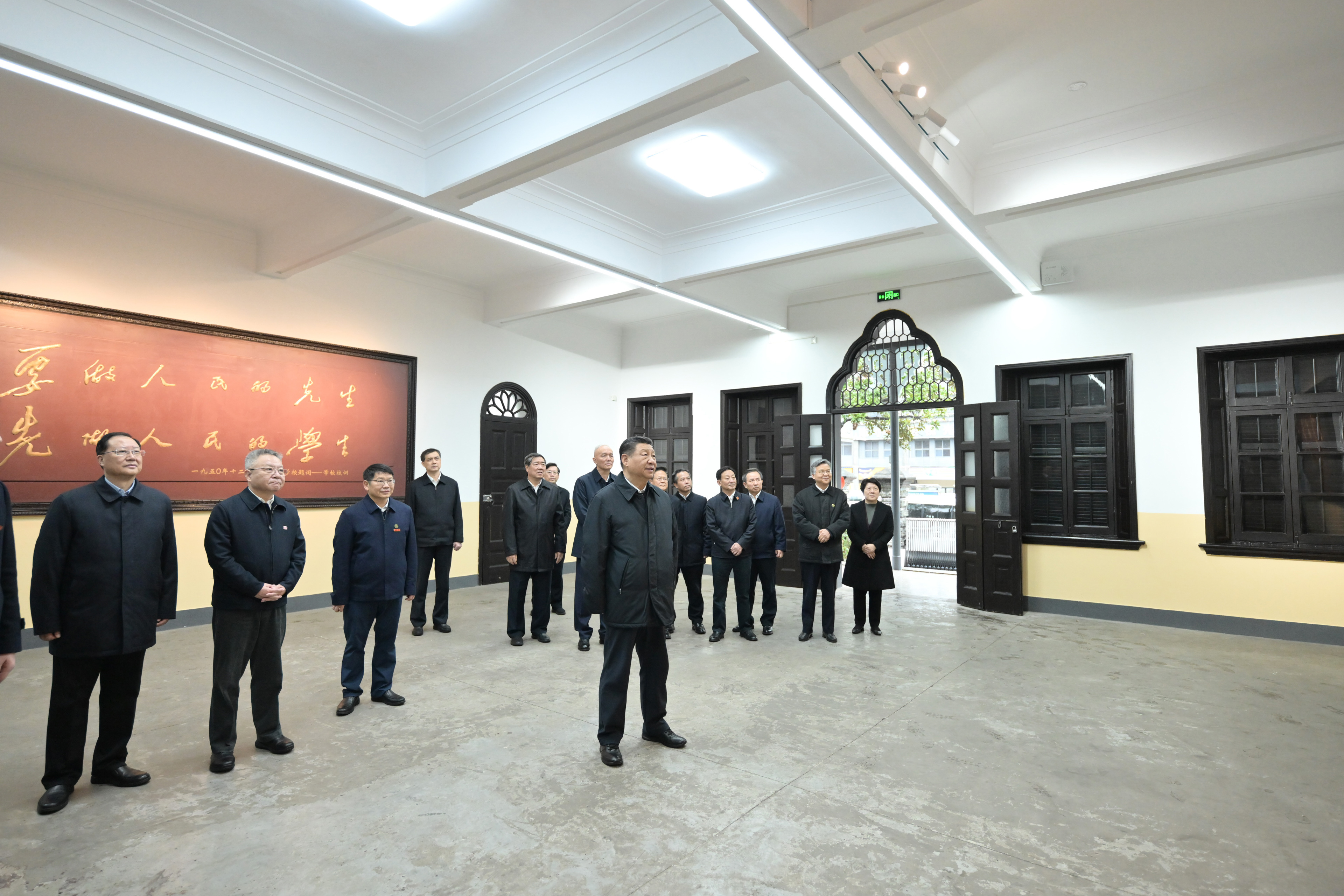 3月18日，習近平總書記在湖南第一師范學院（城南書院校區(qū)）考察。