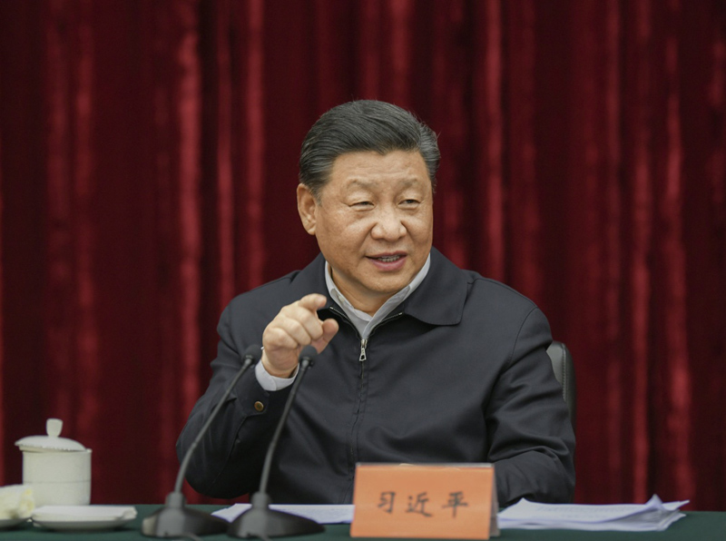 2019年4月15日至17日，中共中央總書記、國家主席、中央軍委主席習(xí)近平在重慶考察，并主持召開解決“兩不愁三保障”突出問題座談會。這是4月16日下午，習(xí)近平主持召開解決“兩不愁三保障”突出問題座談會并發(fā)表重要講話。新華社記者 謝環(huán)馳 攝